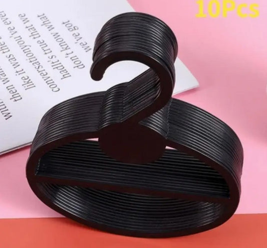 Space-Saving Black Plastic Oval Scarf Hanger